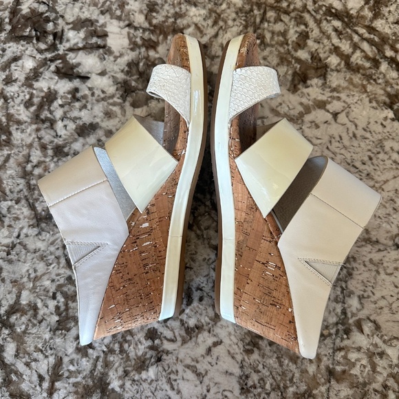 Donald Pliner white Patent Wedges - Picture 9 of 9